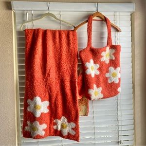 Free People Coral and White Daisy Tote